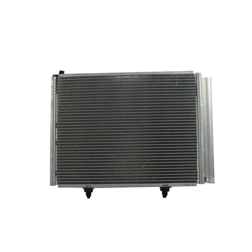 Condensador Automotriz Toyota Avanza 08-11
