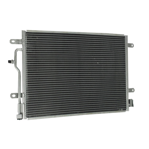 Condensador Automotriz Audi A4 a4 Quattro 06-09