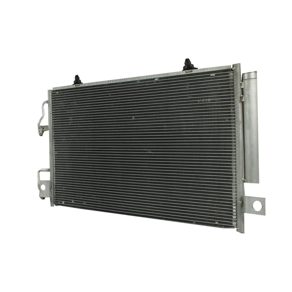 Condensador Automotriz Mitsubishi Montero 00-06