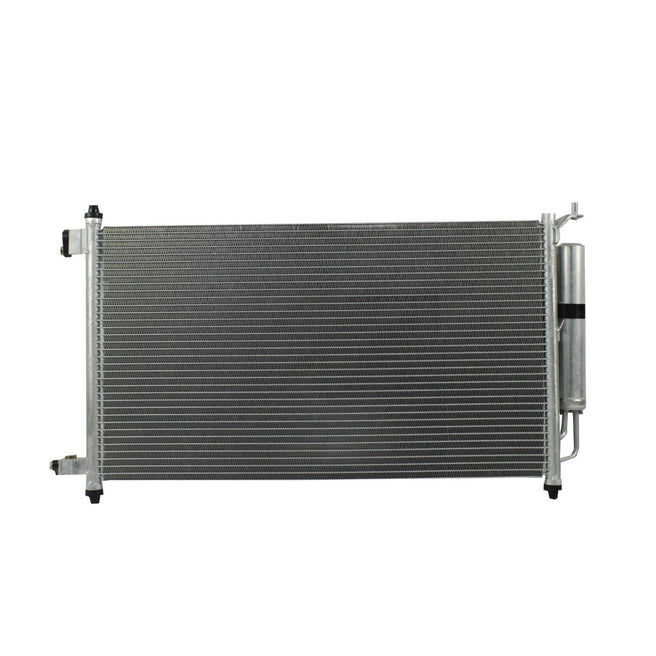 Condensador Automotriz Nissan Cube Tiida Versa 07-13