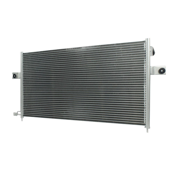 Condensador Automotriz Nissan King Cab D22 Pick Up D22 98-98