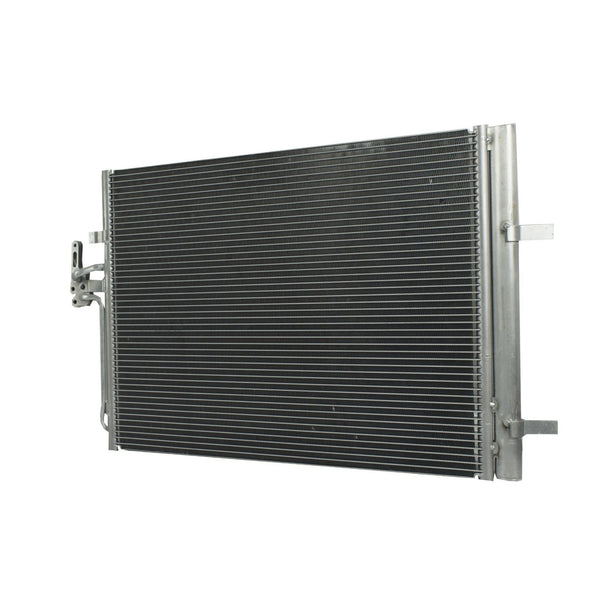 Condensador Automotriz Volvo S80 CX60 CX70 Discovery LR2 Range Rover 08-16
