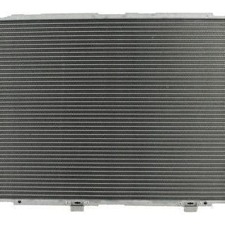 Radiador Automotriz BMW 525 i 528 i. 530 i, 540 i, 545 i T/M 99-06 32mm Tubo Soldado