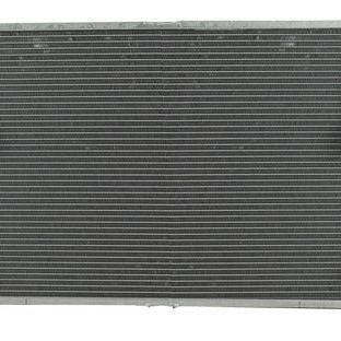 Radiador Automotriz Mercedes Benz CLS63 AMG, E55 T/A T/M 04-11 32mm Tubo Soldado