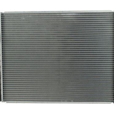 Radiador Automotriz GM Chevrolet HHR SS SS Panel, Confort LT, Elegance LT T/A 06-11 26mm Tubo Soldado