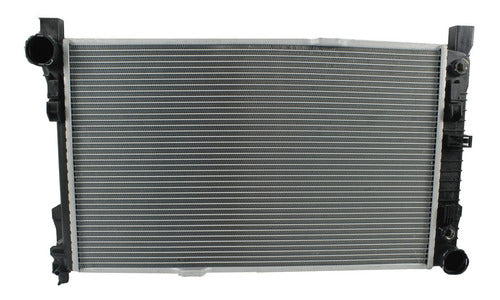 Radiador Automotriz Mercedes Benz CLK350 CLK55, AMG, SLK300, SLK350, T/A 03-11 32mm Tubo Soldado