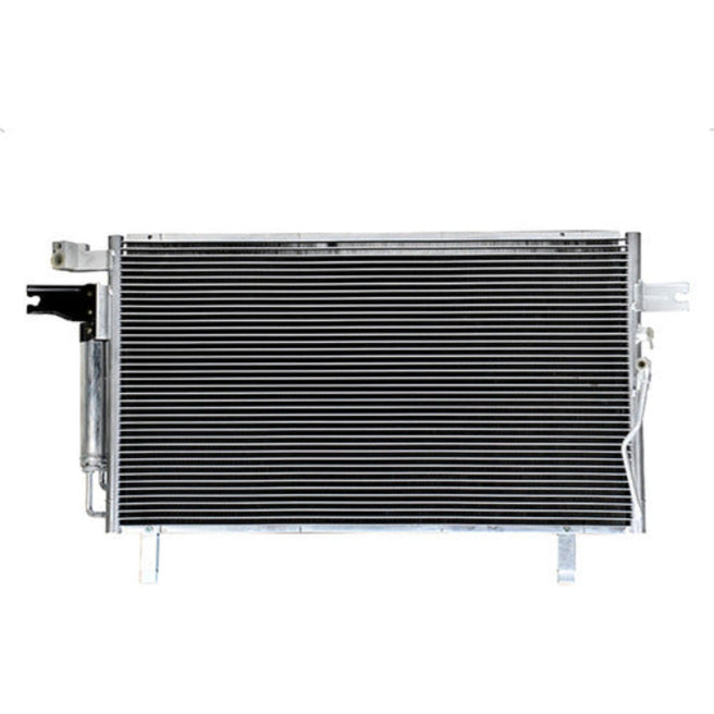 Condensador P/ Nissan Pathfinder 2001-2004