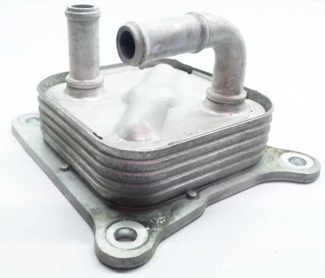 Enfriador de Aceite Nissan Sentra 2013-2016