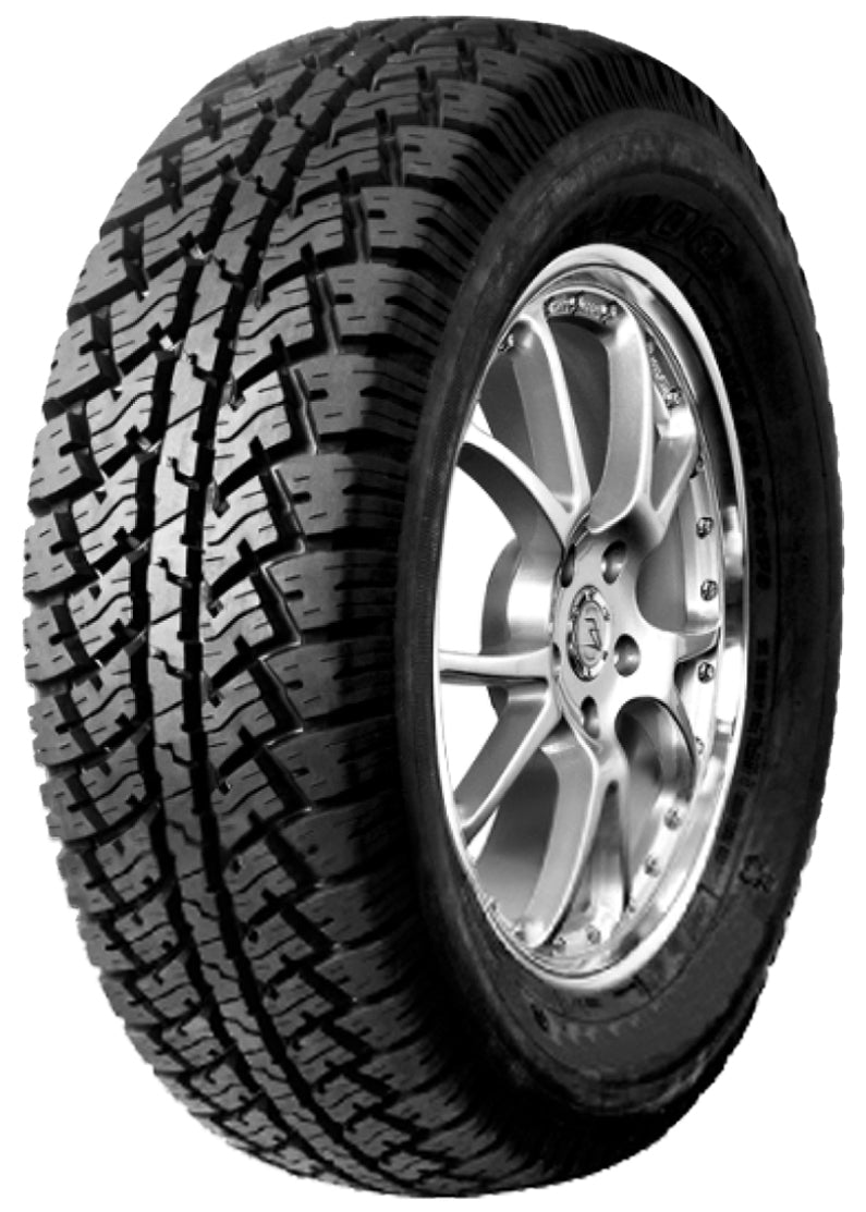 Llanta LT235/85R16-10C 120/116Q MAXTREK SU-800 AUTO