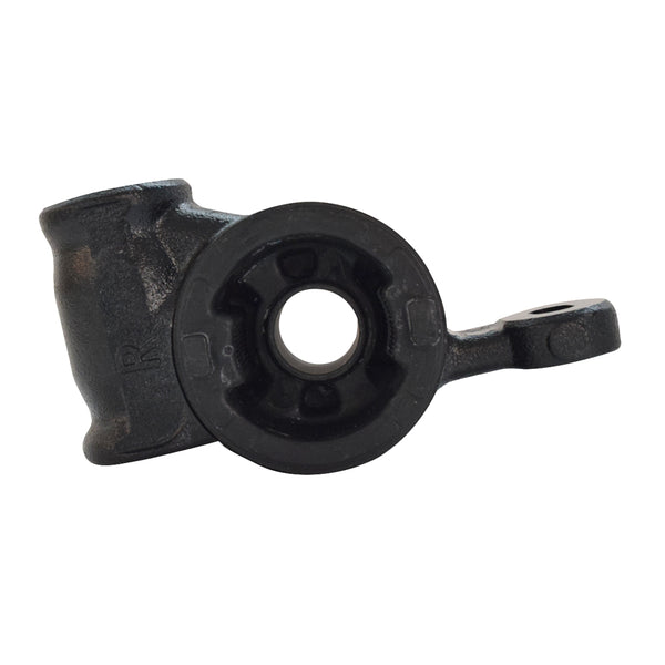 Buje de Horquilla Delantero Derecho Inferior P/ Mazda 3 2014-2018 2.5 L4