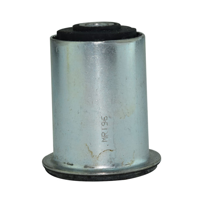 Buje de Horquilla Trasero Superior P/ Nissan Tsuru 1986-1987 1.6 L4