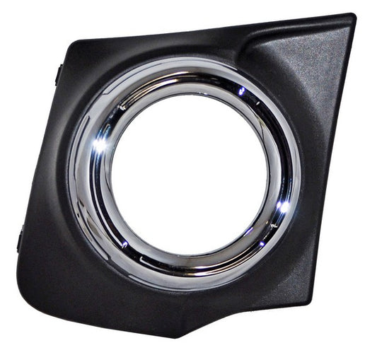 Parrilla P/ Mitsubishi L200 2016-2019 C/ Filo Cromado y Faro Niebla Der.