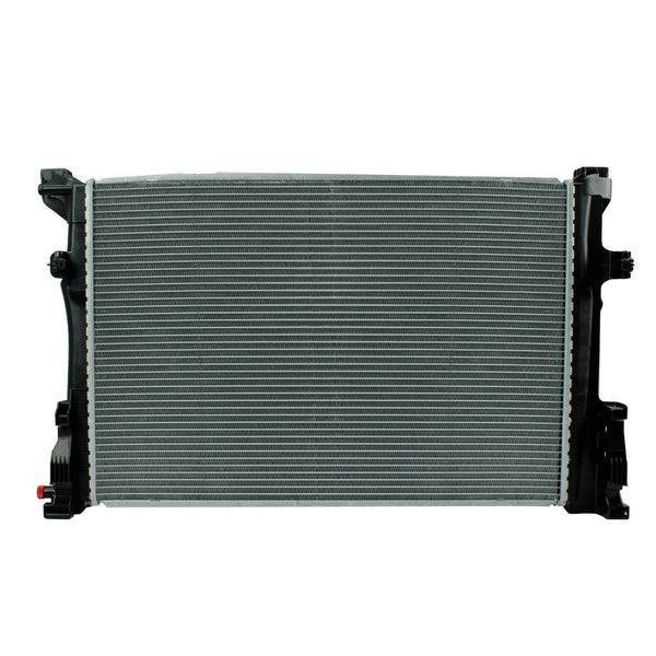 Radiador Automotriz Mercedes Benz CLA250 14-20