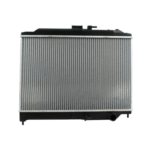 Radiador Automotriz Nissan Urvan 08-15 26mm Tubo Soldado