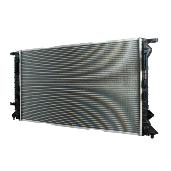 Radiador Automotriz Audi A4 Q3 13-16