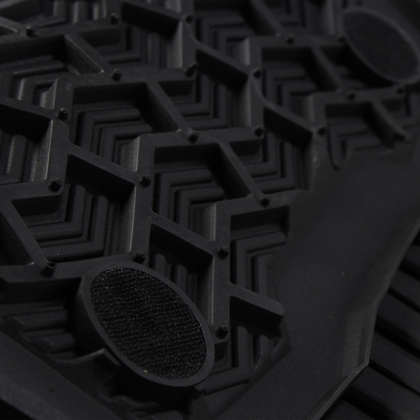 Tapete para auto de hule, negro con velcro