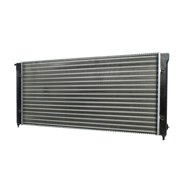 Radiador Automotriz Volkswagen Atlantic Caribe Golf Jetta 84-92 34mm Aluminio M